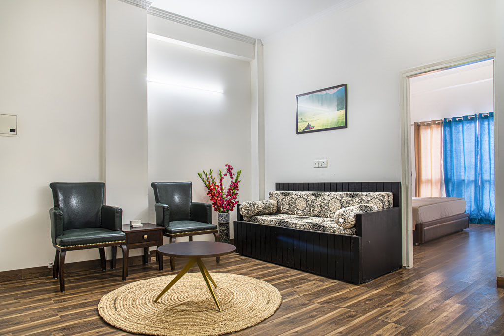 Windsor Suites